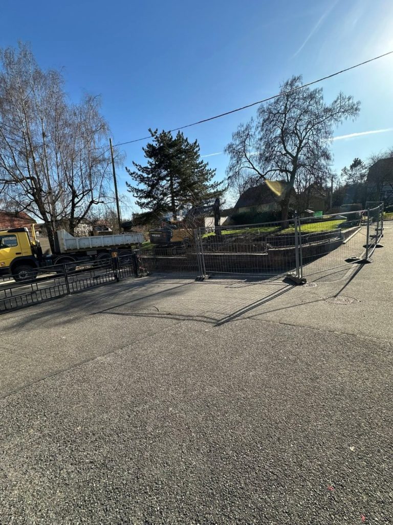 Démolition sur la commune de Hausgauen, chantier Kayser TP Démolition