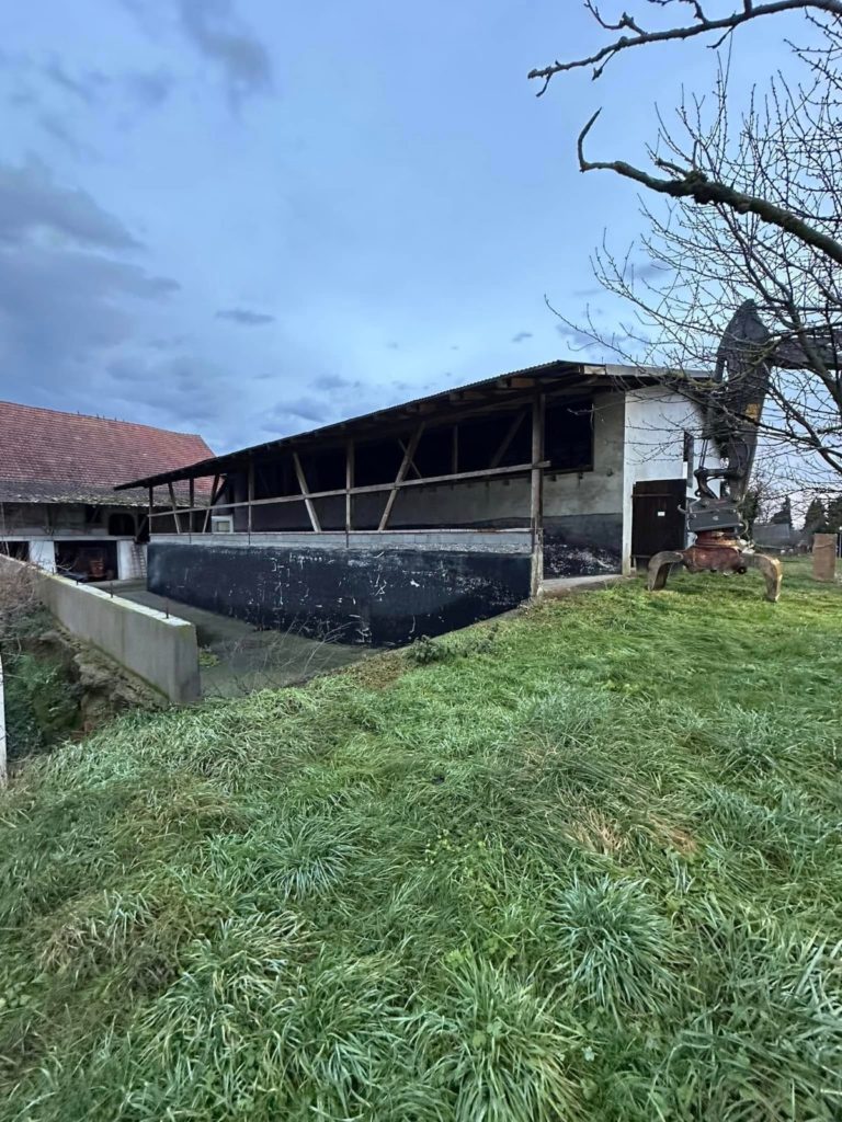 Ancien bâtiment agricole à Gommersdorf avant démolition